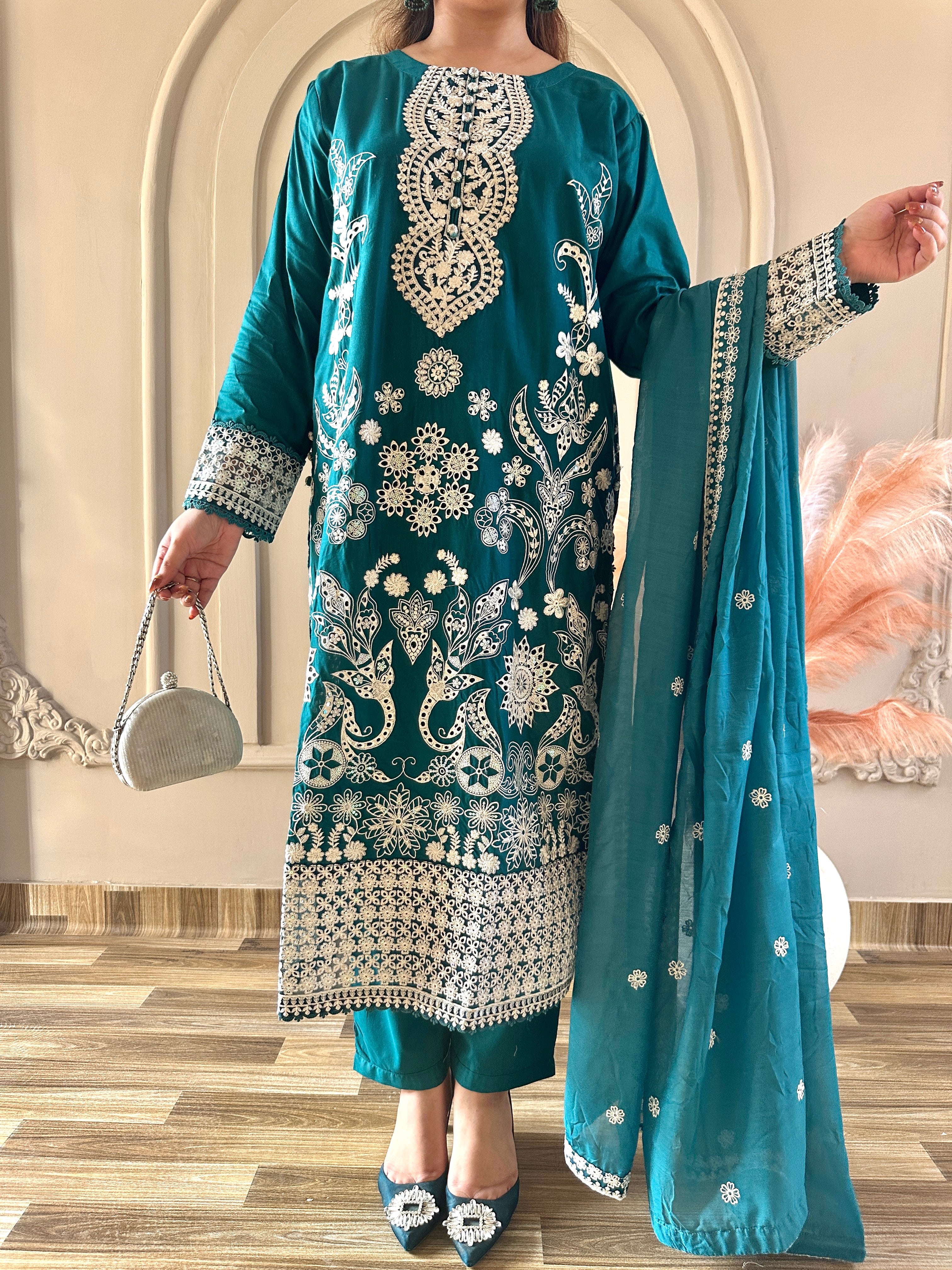 Mahnoor (Bottle Green) - 3Pc