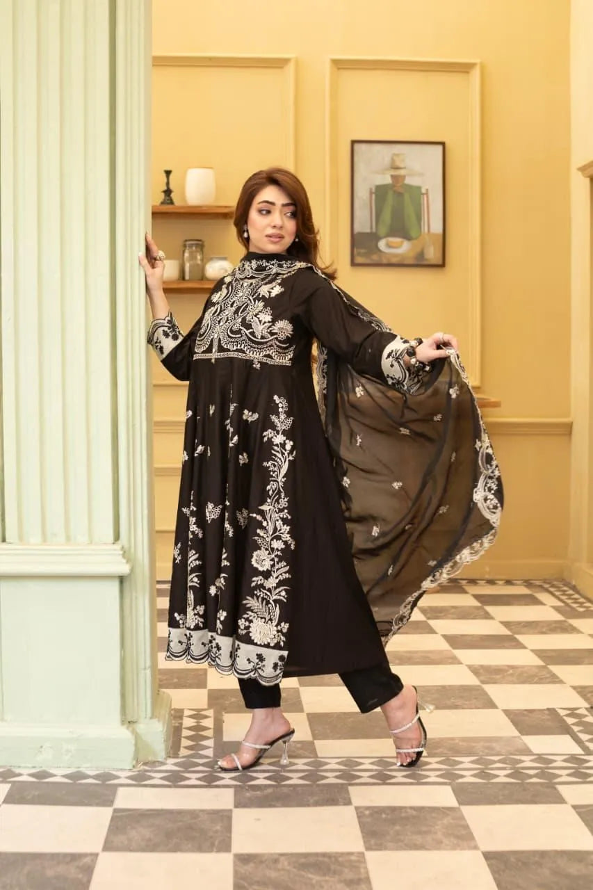 Flowy (Black) - 3Pc